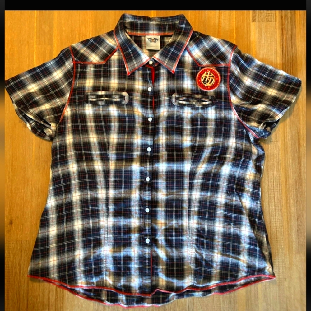 Snap front Harley Davidson shirt
